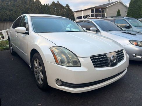Used 2004 Nissan Maxima 3.5 SL w/ Driver Preferred Pkg image 2