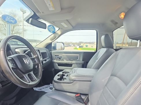 Used 2018 RAM 3500 Tradesman w/ Power & Remote Entry Group RWD image 17