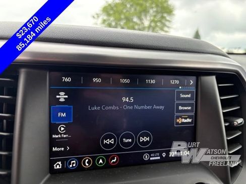 Used 2021 GMC Acadia AT4 w/ Technology Package AWD/4WD image 18