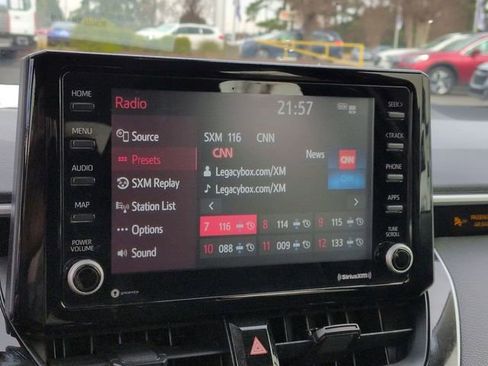 Used 2022 Toyota Corolla LE image 24