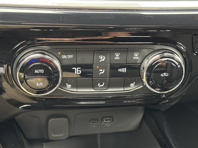 Certified 2025 Chevrolet Trax RS w/ Driver Confidence Package FWD image 26