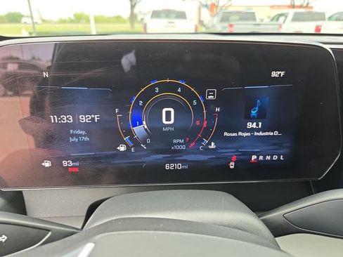 Used 2024 Chevrolet Traverse LS FWD image 12