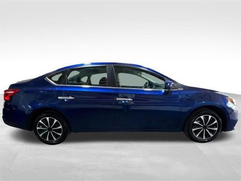 Used 2019 Nissan Sentra S image 4