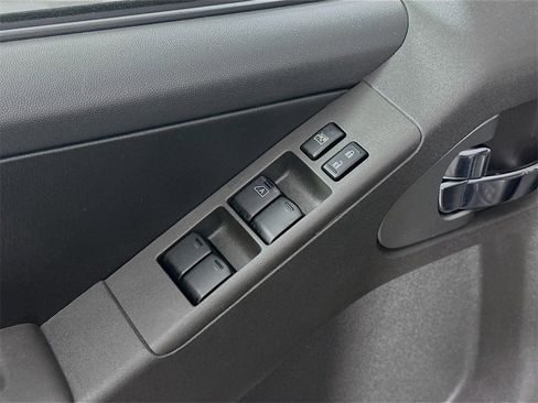 Used 2018 Nissan Frontier PRO-4X w/ Pro-4x Luxury Package image 24