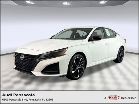 Used 2025 Nissan Altima 2.5 SR FWD image 1