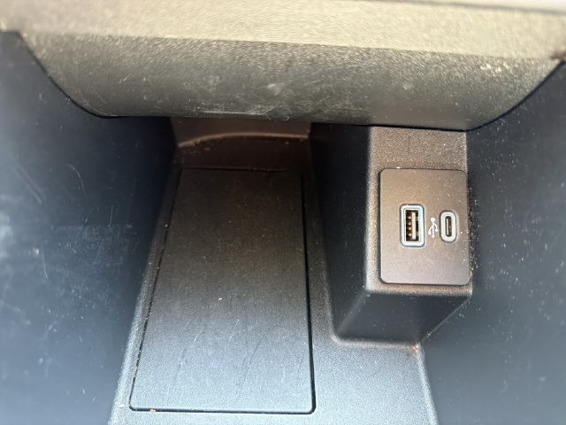 Used 2024 Ford Edge SEL AWD/4WD image 33