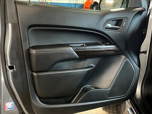 Used 2022 GMC Canyon Elevation image 18