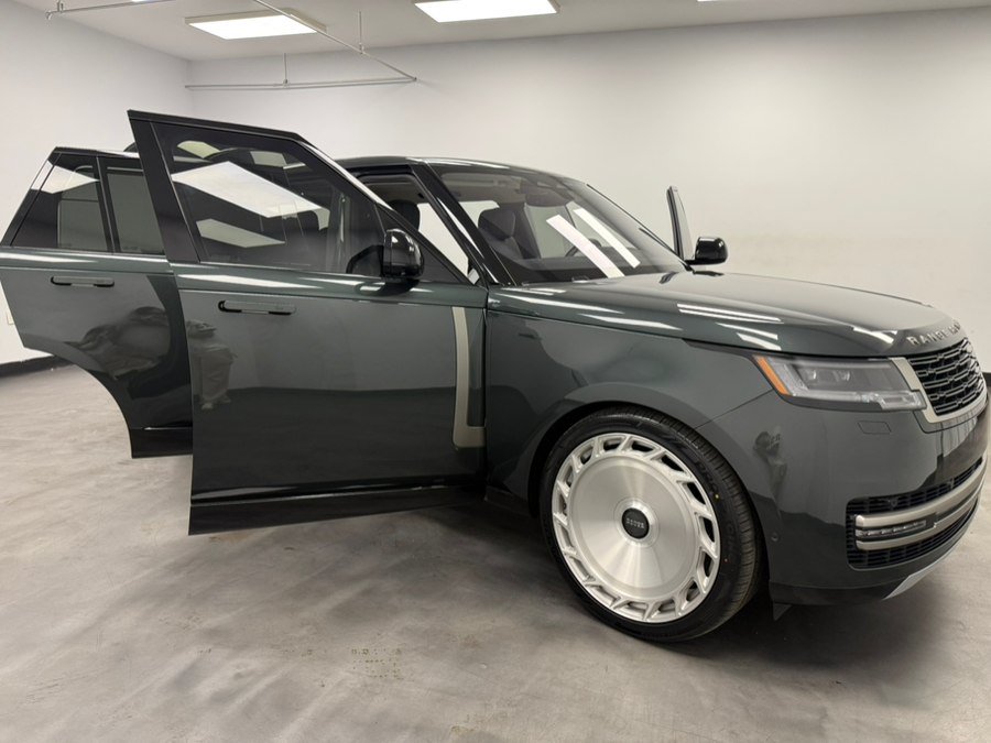 Used 2023 Land Rover Range Rover Long Wheelbase SE AWD/4WD image 30