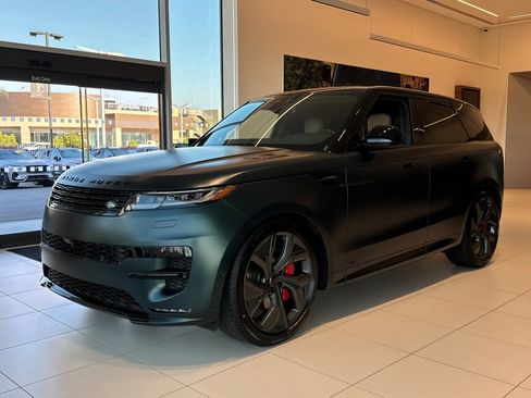 New 2026 Land Rover Range Rover Sport Autobiography AWD/4WD image 1