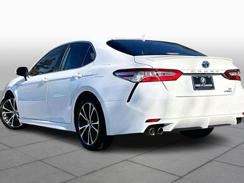 Used 2020 Toyota Camry SE image 11