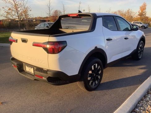 Certified 2026 Hyundai Santa Cruz SE FWD image 5
