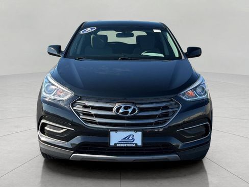 Used 2017 Hyundai Santa Fe Sport FWD image 2
