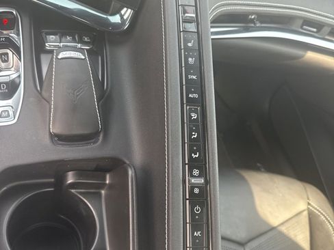 Used 2023 Chevrolet Corvette Stingray Preferred Conv w/ Z51 Performance Package image 18