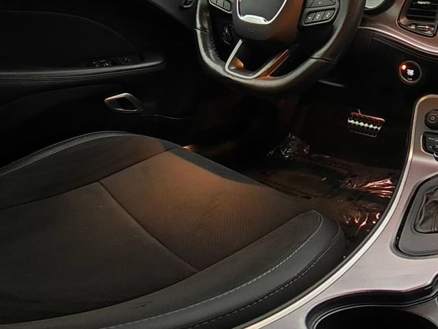 Used 2022 Dodge Challenger R/T Scat Pack RWD image 27
