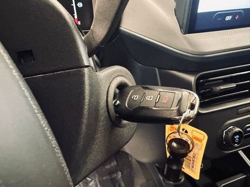 New 2025 Ford Maverick XL w/ Equipment Group 101A image 33