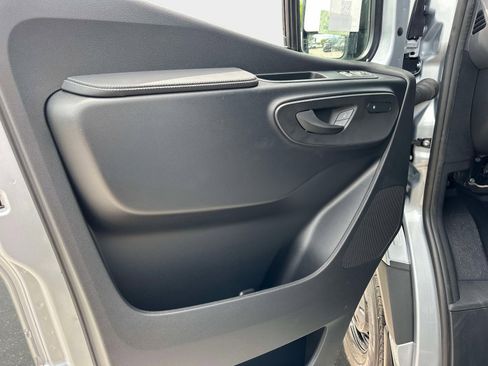New 2025 Mercedes-Benz Sprinter 2500 image 11