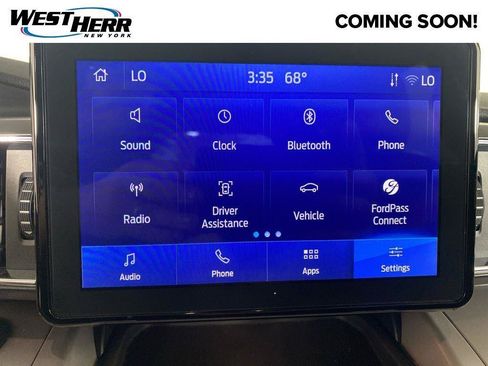 Used 2024 Ford Explorer XLT w/ Equipment Group 202A AWD/4WD image 4