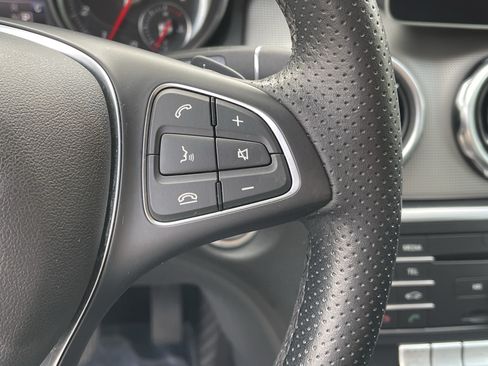 Used 2020 Mercedes-Benz GLA 250 image 21