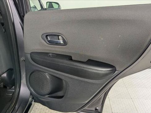 Used 2020 Honda HR-V Sport image 19