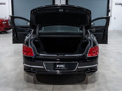 Used 2020 Bentley Flying Spur W12 AWD/4WD image 42