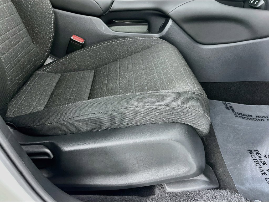 Used 2026 Honda HR-V LX image 28