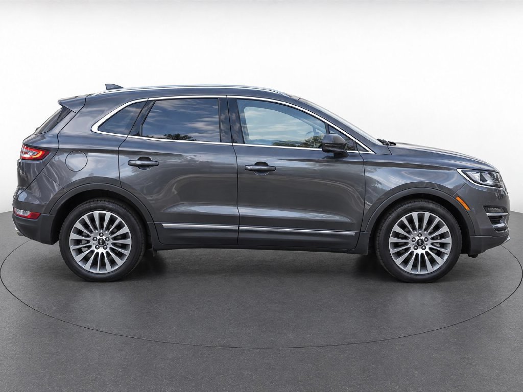 Used 2017 Lincoln MKC Reserve FWD image 8