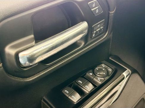 Used 2019 GMC Sierra 1500 AT4 image 18