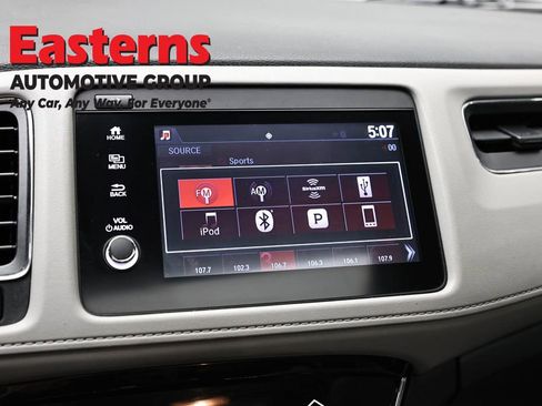 Used 2019 Honda HR-V EX image 18