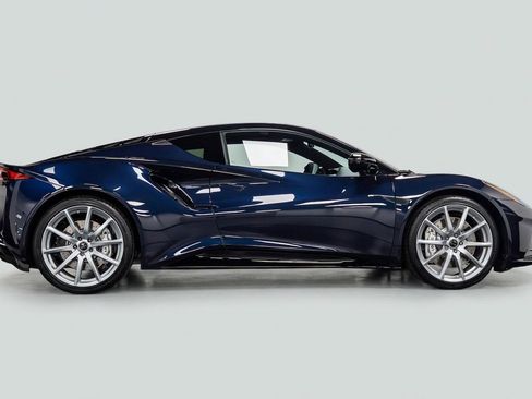 New 2025 Lotus Emira image 5