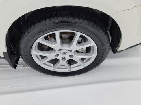 Used 2018 Dodge Journey SXT image 15