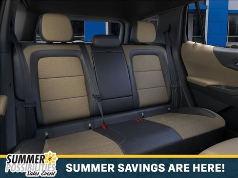 New 2026 Chevrolet Equinox ACTIV w/ Convenience Package III AWD/4WD image 17