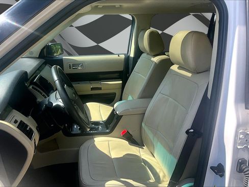 Used 2019 Ford Flex SEL w/ Equipment Group 202A AWD/4WD image 25