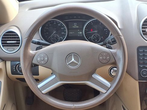Used 2011 Mercedes-Benz ML 350 BlueTEC 4MATIC image 30