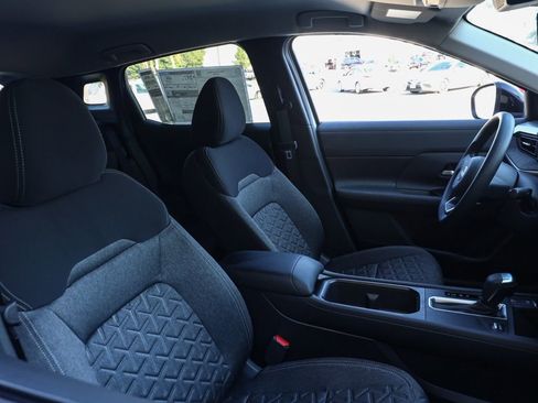 Used 2026 Nissan Kicks SV w/ Charging Package image 21