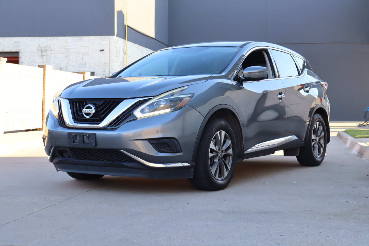 Used 2018 Nissan Murano S w/ Cargo Package FWD image 2