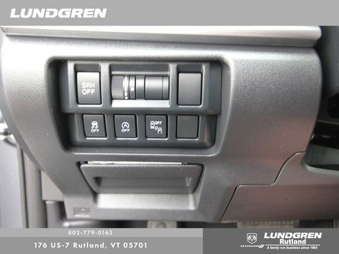 Used 2023 Subaru Crosstrek 2.5i Limited w/ Moonroof Package image 12