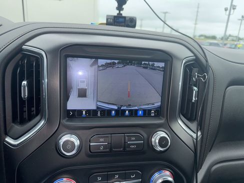 Used 2020 GMC Sierra 1500 AT4 w/ AT4 Premium Package AWD/4WD image 7