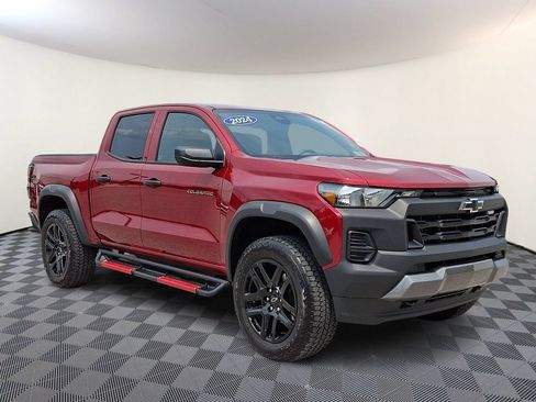 Used 2024 Chevrolet Colorado Trail Boss w/ Advanced Trailering Package AWD/4WD image 1