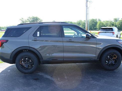 New 2026 Ford Explorer Tremor w/ Tremor Ultimate Package AWD/4WD image 16