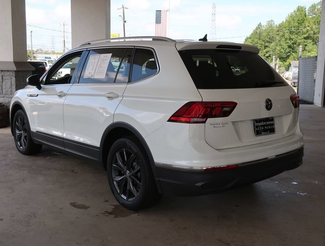 Used 2023 Volkswagen Tiguan SE AWD/4WD image 5