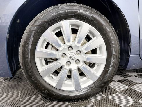 Used 2017 Toyota Sienna LE AWD/4WD image 20