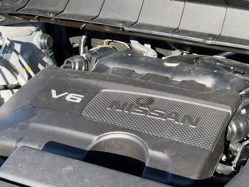 Used 2023 Nissan Pathfinder Platinum image 45