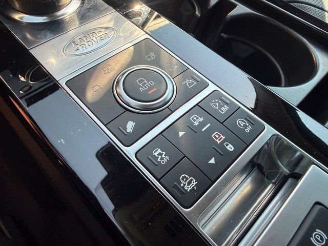 Used 2018 Land Rover Discovery HSE Luxury AWD/4WD image 31