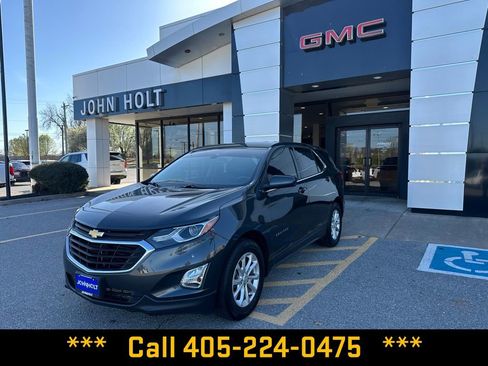 Used 2020 Chevrolet Equinox LT image 1