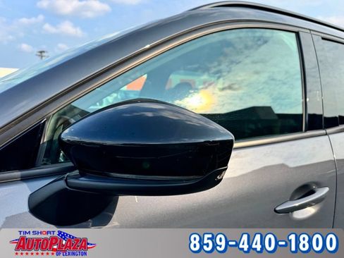 Used 2025 MAZDA CX-50 AWD 2.5 Hybrid w/ Premium Pkg image 17