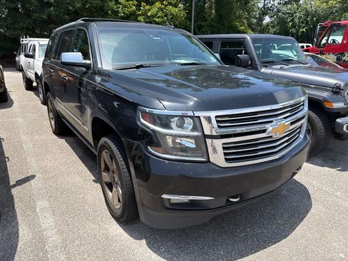 Used 2017 Chevrolet Tahoe Premier AWD/4WD image 2