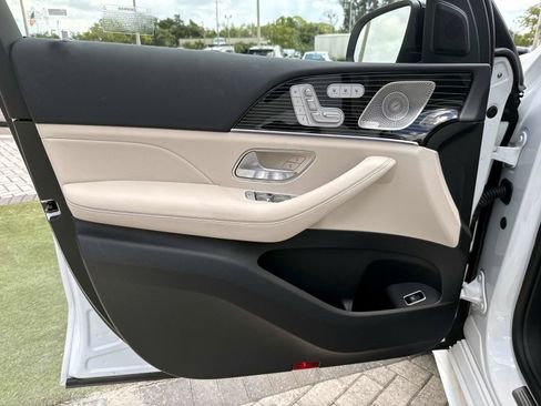 Certified 2026 Mercedes-Benz GLS 450 4MATIC image 18