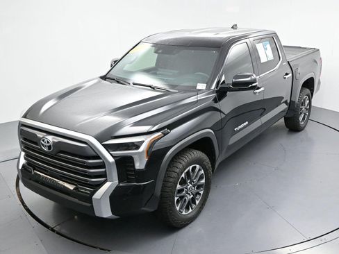 Used 2026 Toyota Tundra Limited AWD/4WD image 37
