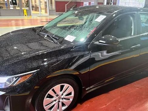 Used 2025 Nissan Sentra S image 1