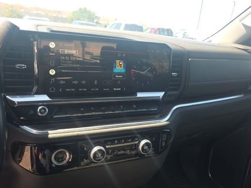 Used 2022 GMC Sierra 1500 Elevation AWD/4WD image 8